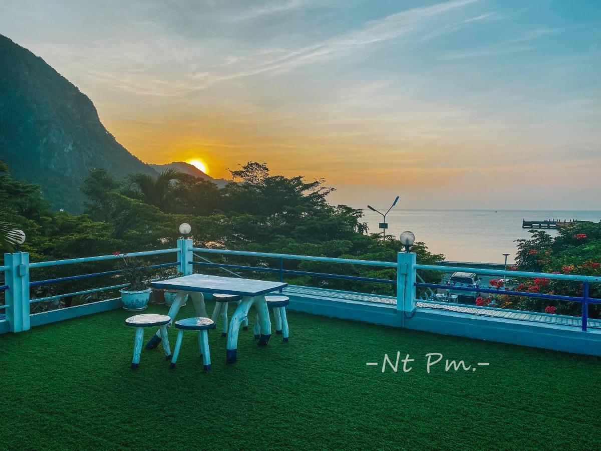 ฟ้าทะลายโจรรีสอร์ท Prachuap Khiri Khan Ngoại thất bức ảnh