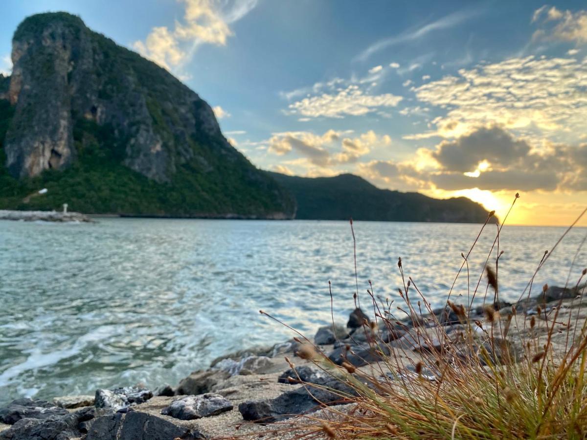 ฟ้าทะลายโจรรีสอร์ท Prachuap Khiri Khan Ngoại thất bức ảnh